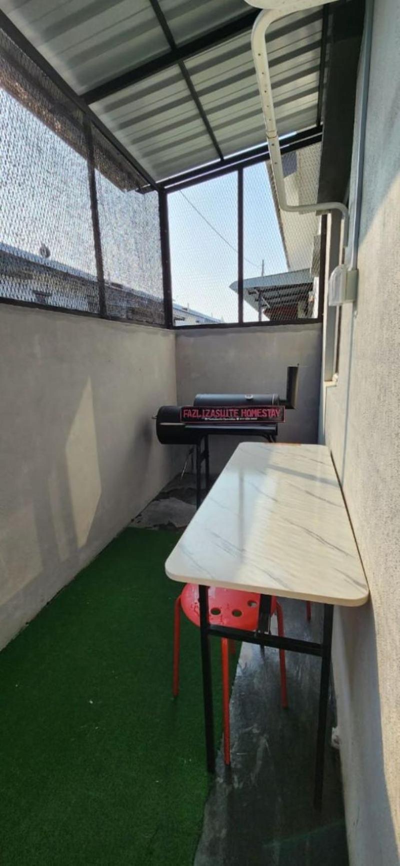 Fazlizasuite Homestay @ Teluk Kemang-Muslim Preferred ポートディクソン エクステリア 写真